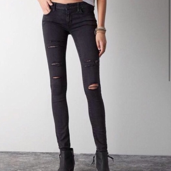 black distressed jegging